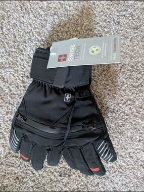 NWT Swiss Tech Men's Black Insulated Winter Ski Gloves S/M